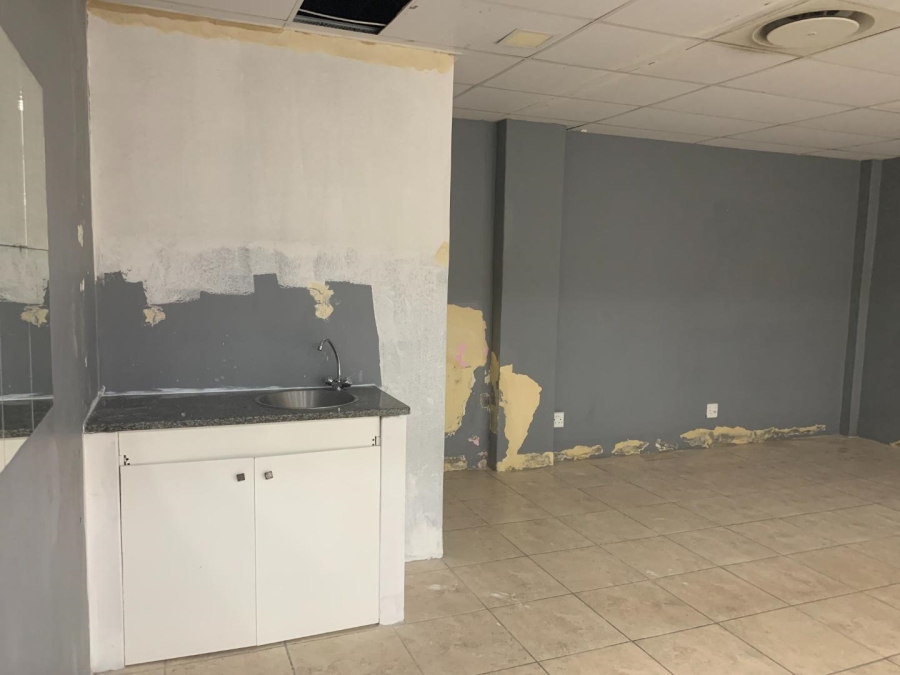 To Let Commercial Property for Rent in Kuils River Western Cape